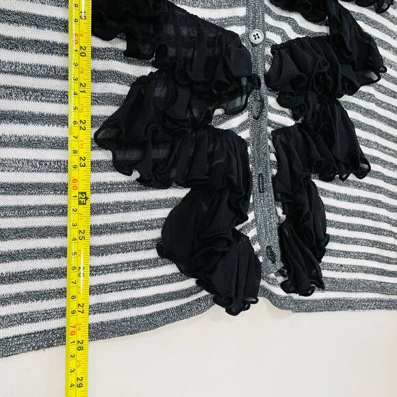 Doncaster Gray White Stripe Zig Zag Silk Trim Button Down Silk Cardigan Plus 3W - Picture 10 of 10